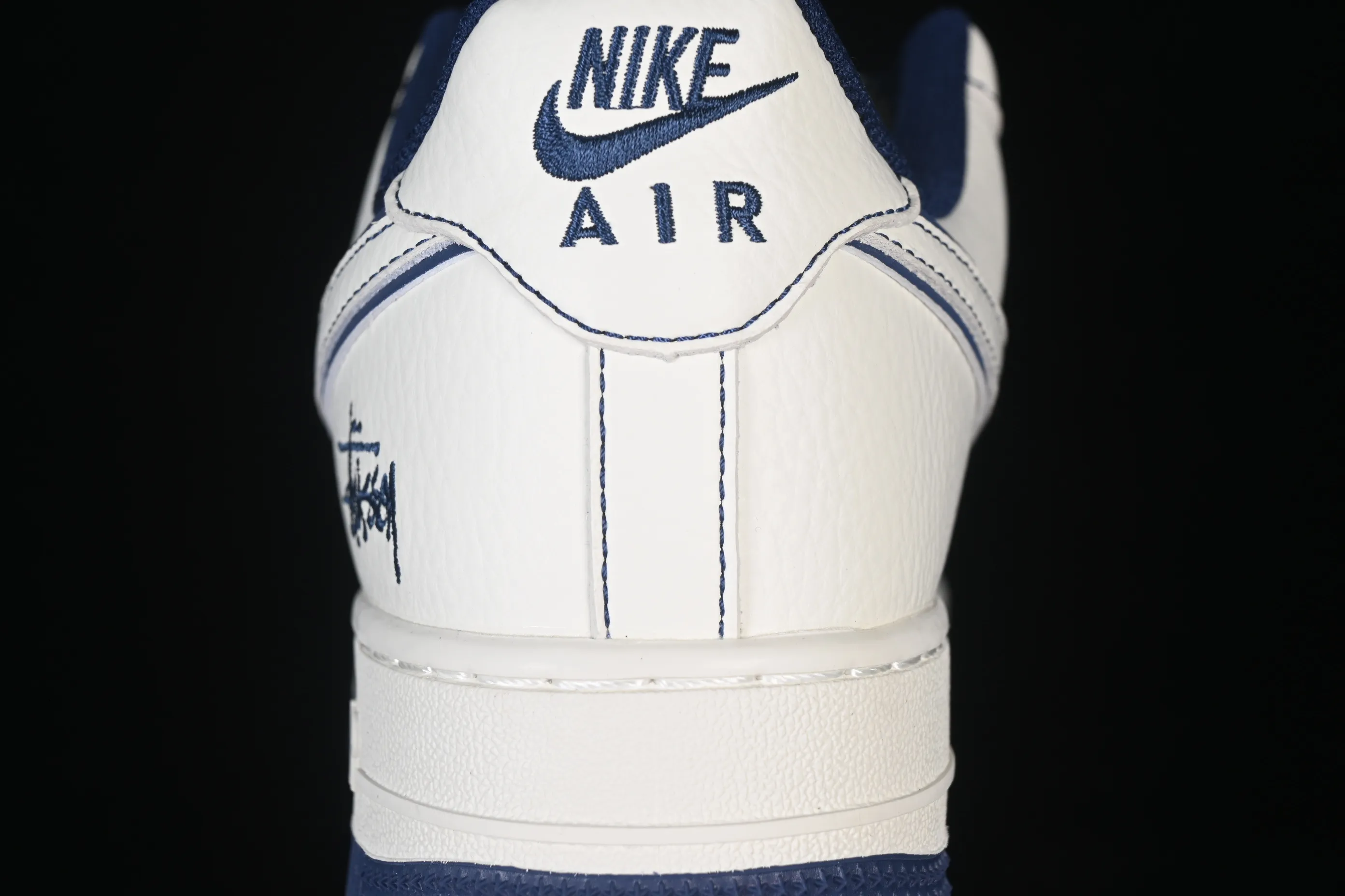 All Categories Nk Air Force 1 Air Force Series Nk Air Force 1 Low Air Force Low Nike Air Force 1'07 Low Retro Burgundy Air Force One Low Casual Shoes MM3399-806